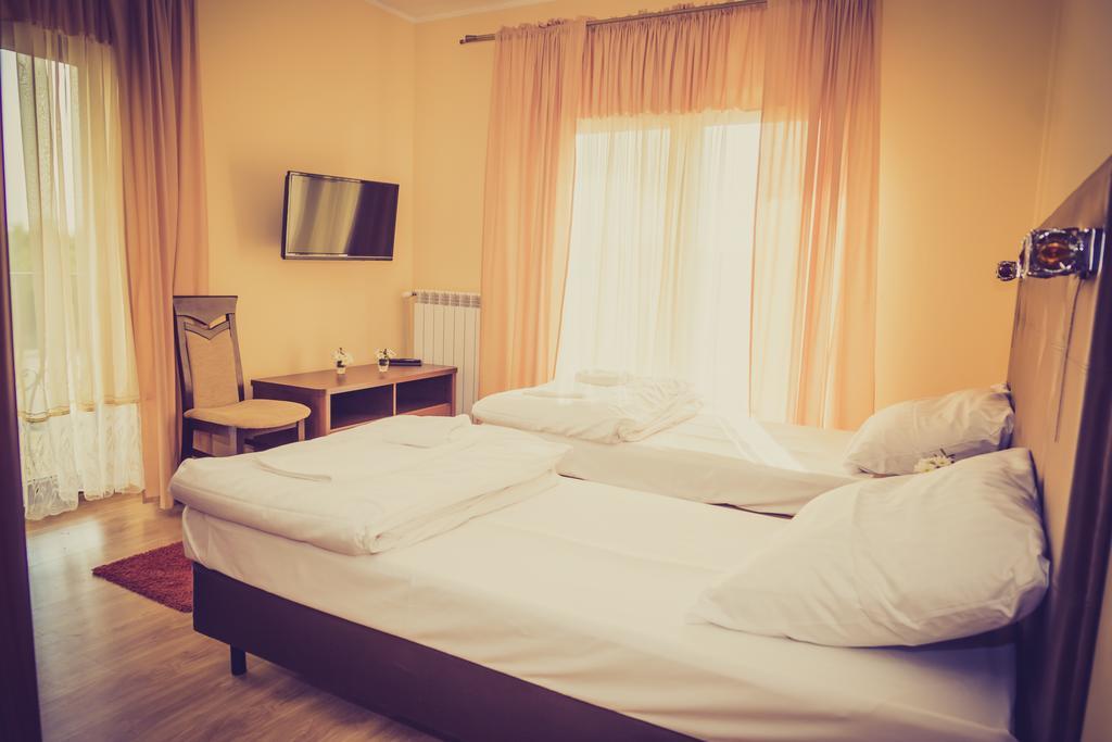 Pensjonat Nad Zalewem Stare Miasto  部屋 写真